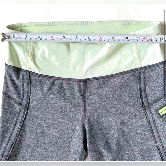 LULULEMON Run a Marathon Crop grey green band pocket size 6 leggings pants - Picture 2 of 8